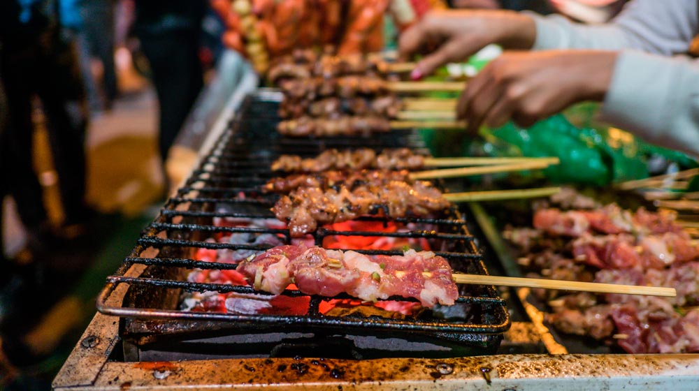 vietnamese-street-food-pork-bbq-grill-close-up-feat | Vietnamese Street Food in Thao Dien