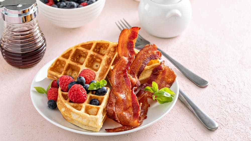 waffles-bacon-berries-honey-brunch-on-table-Thao-Dien-Brunch-8-Delicious-Breakfast-Spots-in-Thao-Dien-ss | Thao Dien Brunch: # Delicious Breakfast Spots in Thao Dien